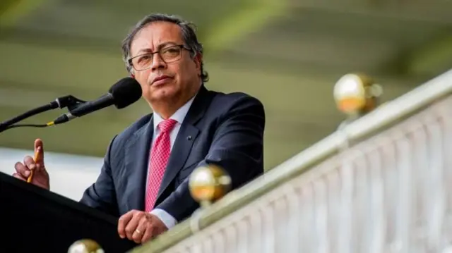 બીબીસી ગુજરાતી ગુસ્તાવો પેટ્રો કોલંબિયા ભારત અમેરિકા ગેરકાયદે માઈગ્રેશન