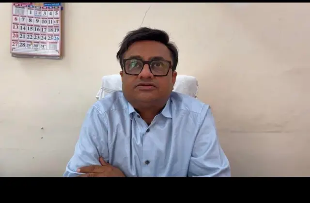 પાટણ, ધારપુર, મેડિકલ કૉલેજ ડીન, આત્મહત્યા, રેગિંગ, બીબીસી ગુજરાતી