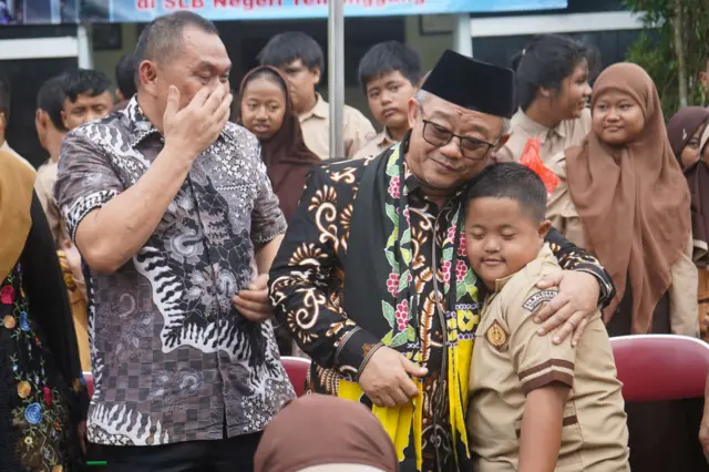 MK, sekolah gratis, SD, SMP, Menteri Pendidikan Dasar dan Menengah (Mendikdasmen) Abdul Mu'ti 