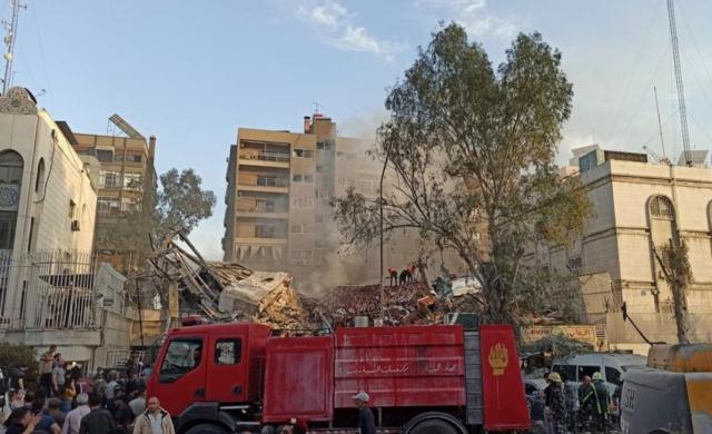Os escombros do consulado iraniano em Damasco