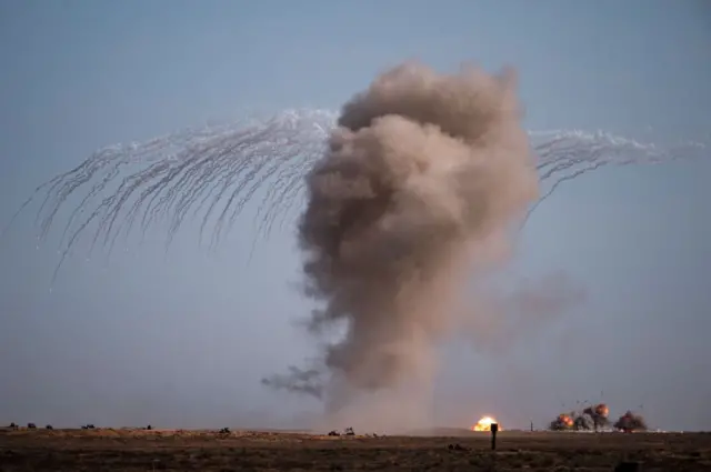 பாகிஸ்தான் மீது இரான் ஏவுகணை தாக்குதல்: இரண்டு குழந்தைகள் பலி - என்ன நடந்தது?