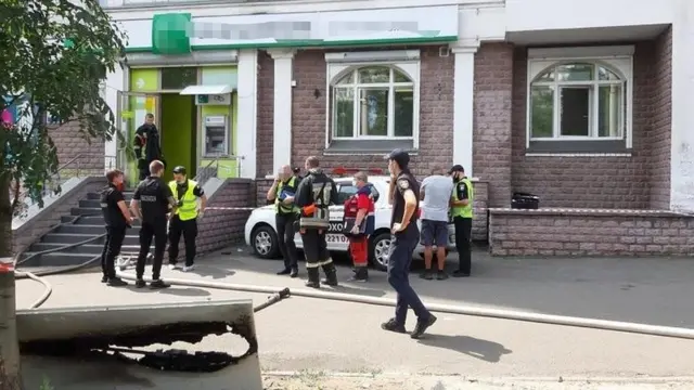 У Києві затримали жінку, яка вчинила розбійний напад на банк