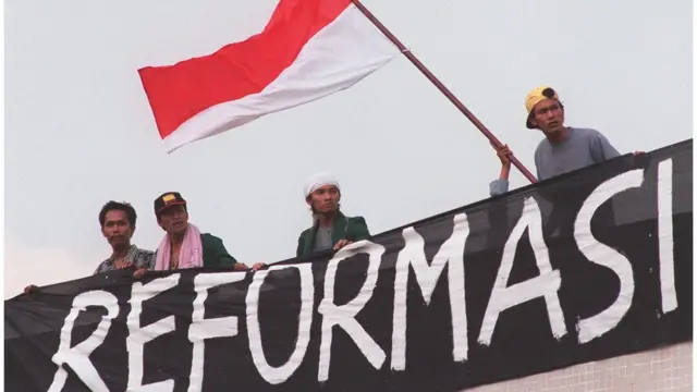 Mei 98 mahasiswa aktivis