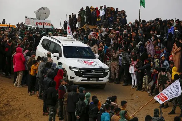 په پای کې، د ټولو وژل شویو، یرغمل، کسانو مړي به اسرائیل ته وسپارل شي او د غزې د بیارغونې بهیر به پیل شي