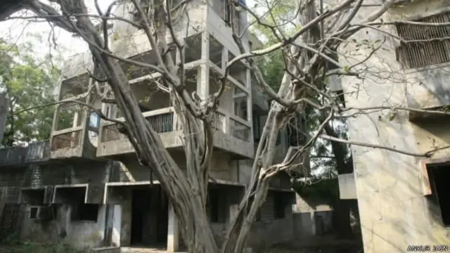 ઝકિયા જાફરી, બીબીસી ગુજરાતી, ગુજરાત 2002નાં રમખાણ, ધર્મ, હિન્દુ, મુસ્લિમ, અમદાવાદમાં તોફાન, નરેન્દ્ર મોદી, ગુજરાત, અમદાવાદ