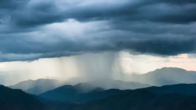 વાદળ કેમ ફાટે છે