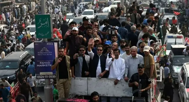 লংমার্চ