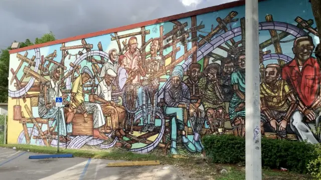 Muralbet mais comhomenagem a imigrantes cubanos