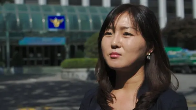 Petugas polisi Choi Hyun-a