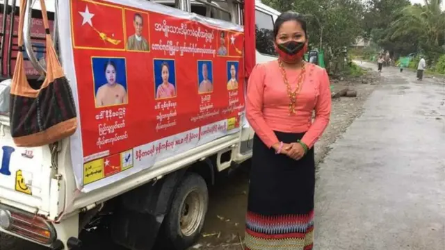 မဲဆွယ်စဉ်ဖမ်းဆီးခံရတဲ့ NLD အမတ်လောင်းသုံးဦးထဲမှာ ဒေါ်ချစ်ချစ်ချောဟာ အသက်အငယ်ဆုံးဖြစ်ပါတယ်။