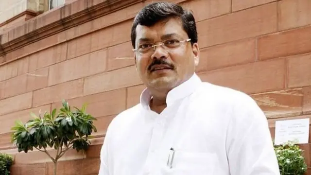 मुकुल वासनिक