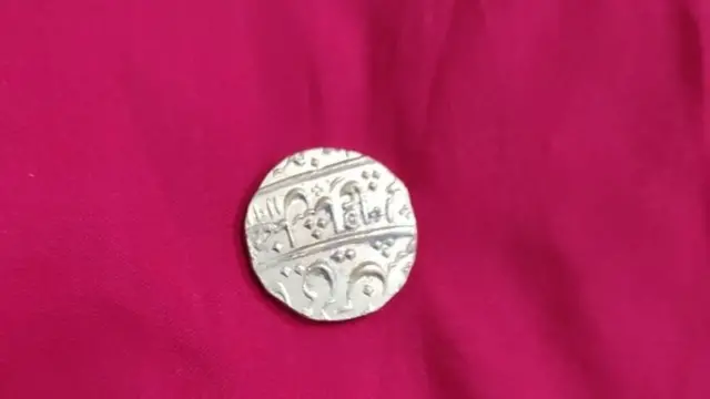 தங்க நாணயம்