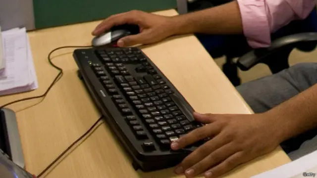 कॉल सेंटर