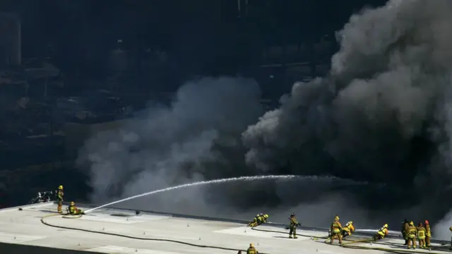 Universal горит