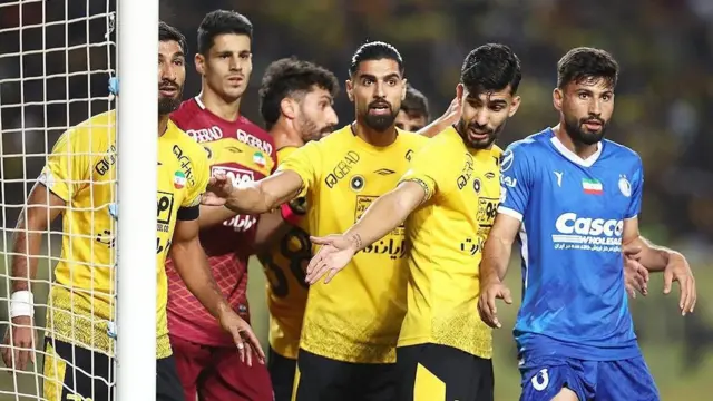 استقلال و سپاهان