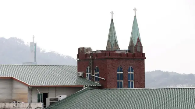 몇 해 동안 이어져 온 비리나 세습 문제에 이어 올해 코로나19 사태는 교회에 대한 사람들의 실망감을 더욱 키웠다