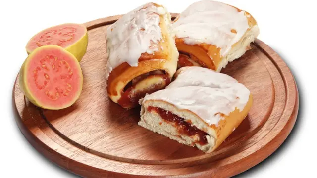 Pan con guayaba.