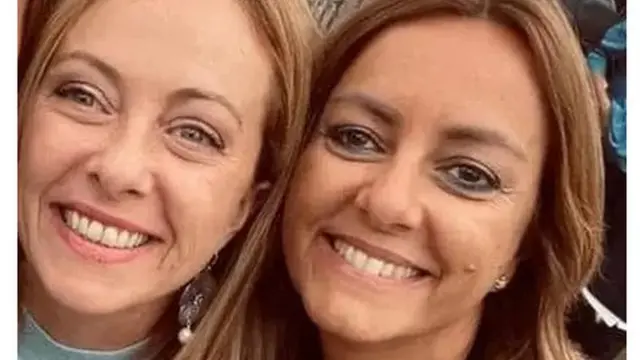 Джорджа Мелоні (ліворуч) опублікувала свою фотографію з Ніколетою Голісано