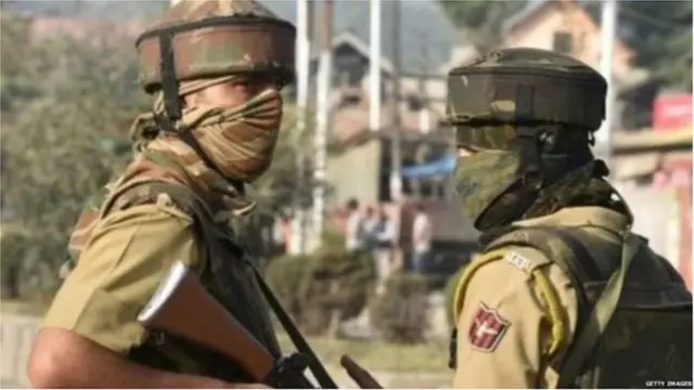 కశ్మీర్ కలకలం