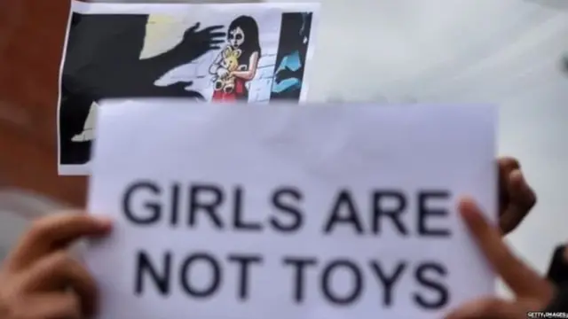 ਸਲੋਗਨ — ਕੁੜੀਆਂ ਖਿਡੌਣੇ ਨਹੀਂ ਹਨ