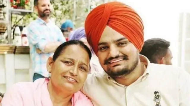 సిద్దూ మూసేవాలా, తల్లి చరణ్ కౌర్