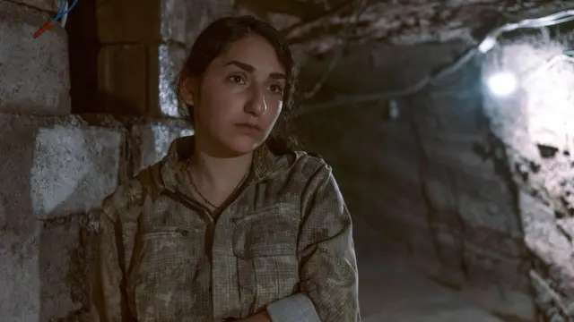 ఒక కుర్దిష్ మహిళగా తన అస్థిత్వాన్ని ఈ పోరాటం ద్వారా తన సొంత చేతుల్లోకి తీసుకోగలుగుతునాని ఆర్యెన్ అంటున్నారు