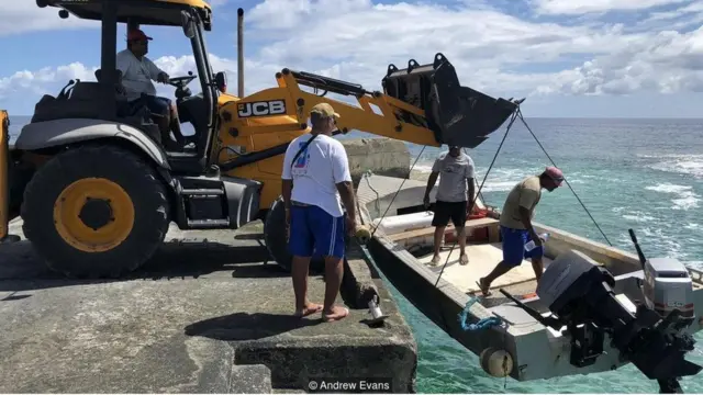 ट्रेवेल, डिस्अप्वाइंटमेंट आइलैंड्स