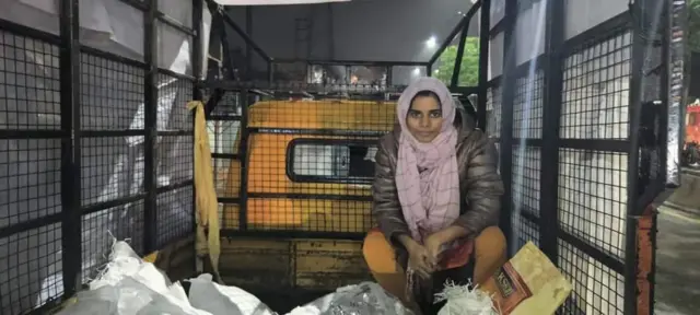 పది రూపాయల డాక్టర్ నూరి పర్వీన్