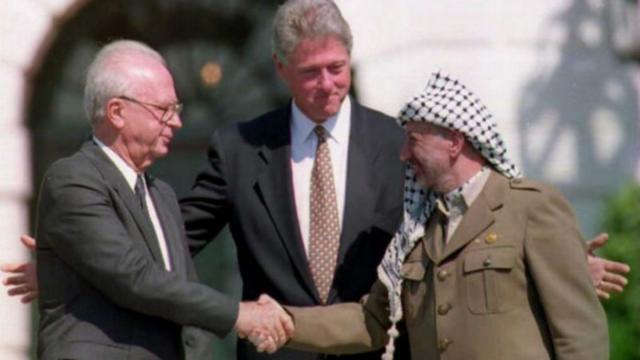 Los Acuerdos de Oslo, firmados en 1993, fueron el primer tratado de paz entre Israel y los palestinos.