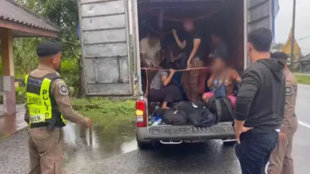 ထိုင်းကိုခိုးဝင်သူတွေ - “အလုံပိတ်ကားစီးလို့ သေမယ်ဆိုလည်း ရွေးချယ်စရာမရှိဘူး”