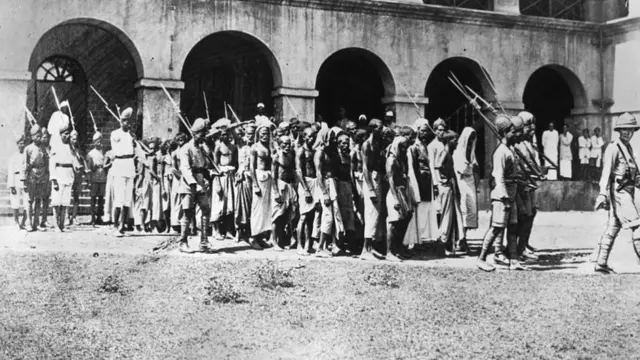 ભારતમાં યુરોપિયનોના આગમન સુધી મોપાલીઓનો વિકાસ થતો રહ્યો