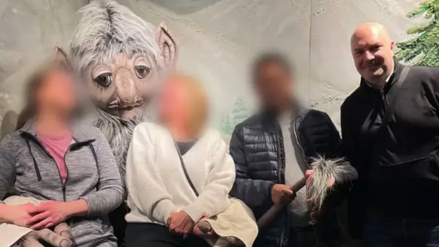 2022 йил октябрида Норвегия полицияси Москва фойдасига жосуслик қилишда айблаб университет ўқитувчисини ҳибсга олган.