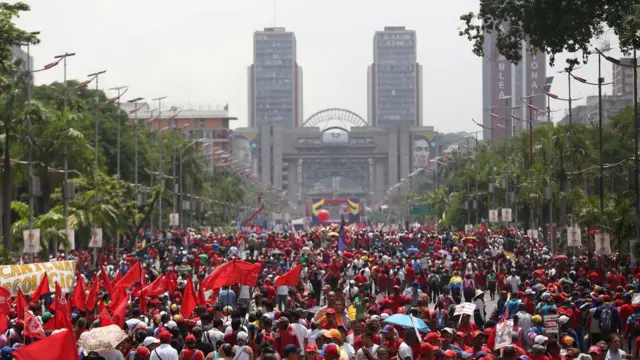 تظاهرات دولتی