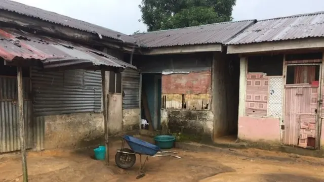 Pipo run comot from dia house for Railway/Harmony Avenue sake of di pipeline explosion