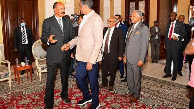 ፕረዚደንት ኢሳይያስ ኣፍወርቂ ምስ ጀነራል ሓምዳን ዳጋሎ