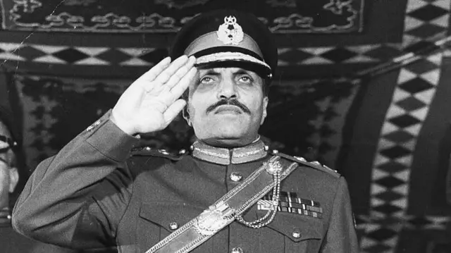 पाकिस्तान के फ़ौजी तानाशाह जनरल मुहम्मद ज़िया उल हक़
