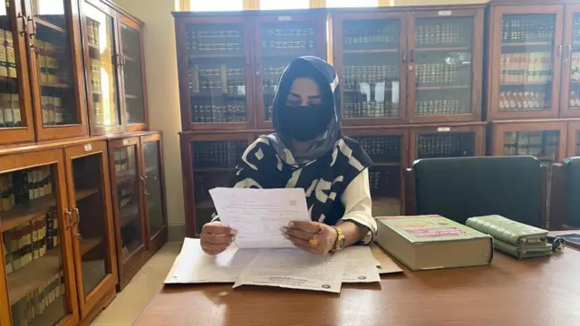 فوزیہ مینگل