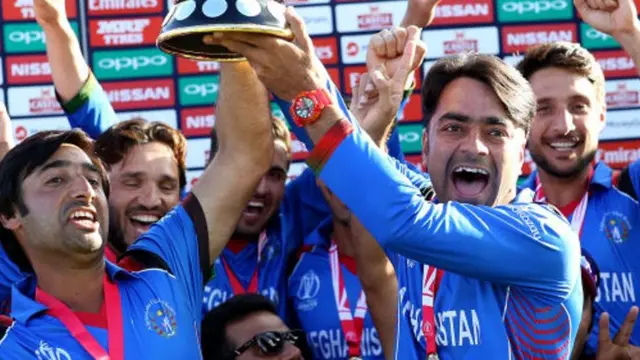 Tsunade va Jiraiya soati bilan Naruto jinsiy aloqa