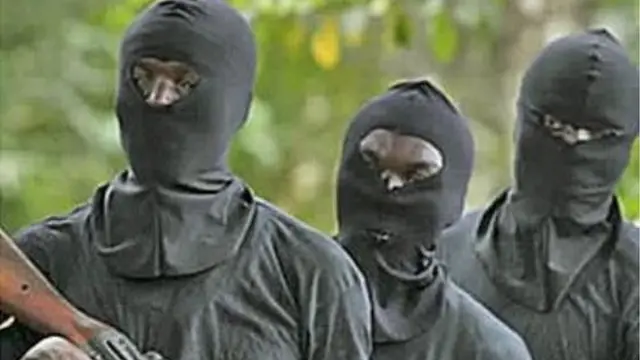 Awọn agbegbọn to da asọ boju