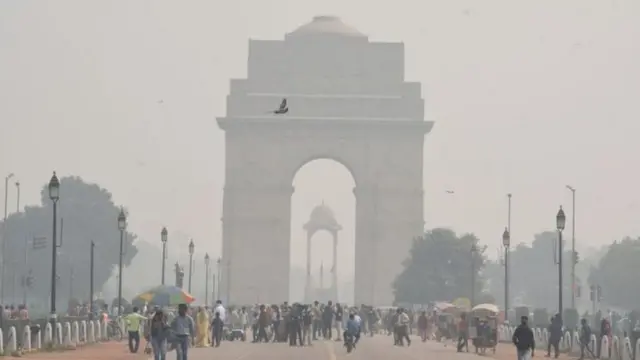 దిల్లీలో ప్రతీ శీతాకాలం వాయు కాలుష్యం తీవ్ర స్థాయిలకు చేరుతుంది