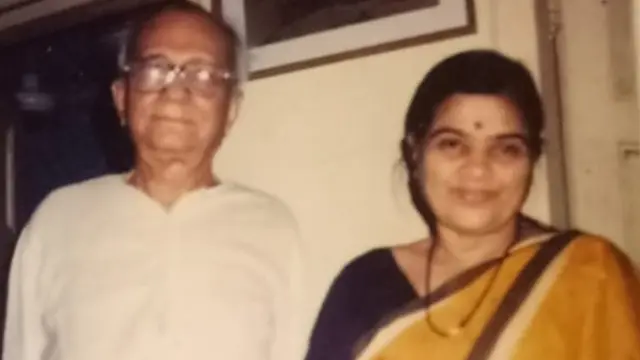 કૌમુદીબહેન મુનશી અને નીનુ મજુમદાર સાથે