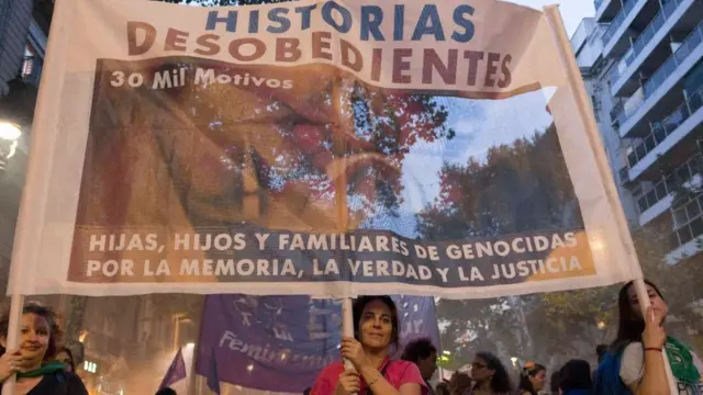 protesto do Historias Desobedientes
