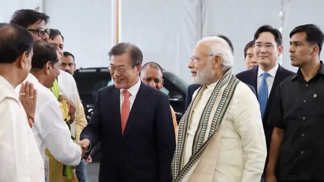 지난 7월 문재인 대통령과 나렌드라 모디 인도 총리, 이재용 삼성전자 부회장