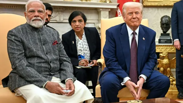 नरेंद्र मोदी