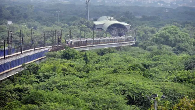 మెట్రో రైలు 