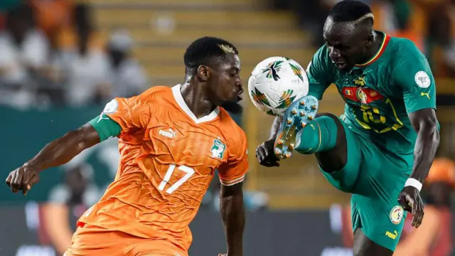 Aayivoorii Kosti, rukuttaa peenaaliitiin Senegaaliin mo'achuun nuusa xumura AFCON darbite