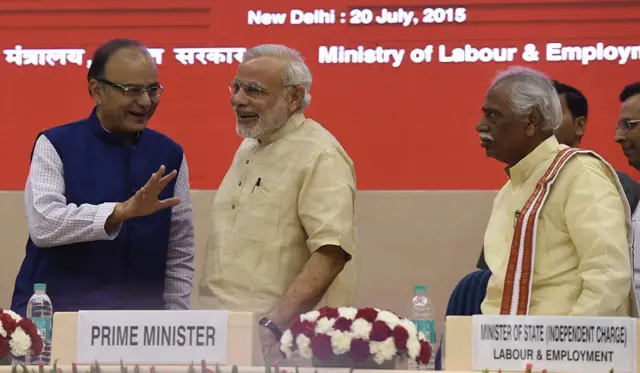 अरूण जेटली, मोदी और बंडारू दत्तात्रेय