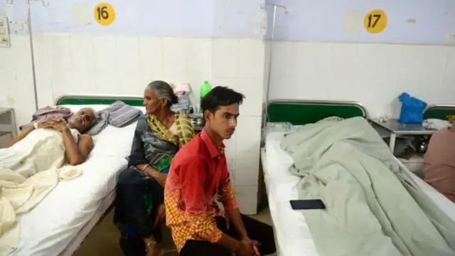 બીબીસી ગુજરાતી આરોગ્ય વીમો હેલ્થ ઈન્સ્યૉરન્સ પ્રીમિયમ દવા સારવાર મેડિકલ ખર્ચ