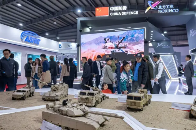 Trong số các công ty Trung Quốc tham gia Vietnam Defence Expo 2024 có Tập đoàn Norinco, nhà sản xuất quốc phòng do nhà nước sở hữu, đang chịu lệnh trừng phạt của Mỹ