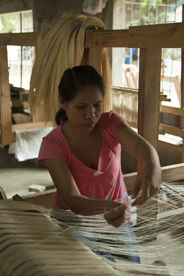 penenun kain filipina